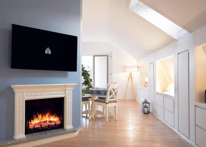 Sant\'Andrea Penthouse By Montenapoleone Living